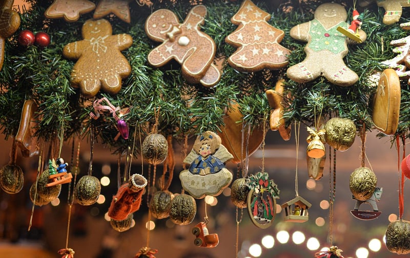 Festive crafts